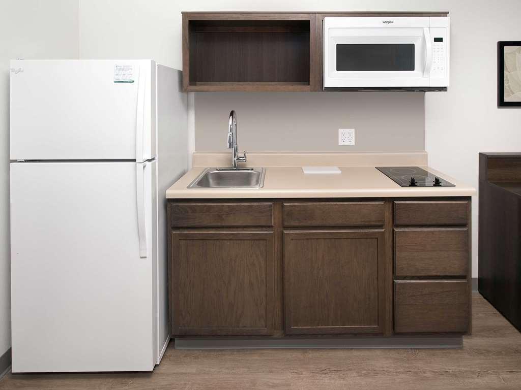 Woodspring Suites Providence Zimmer foto
